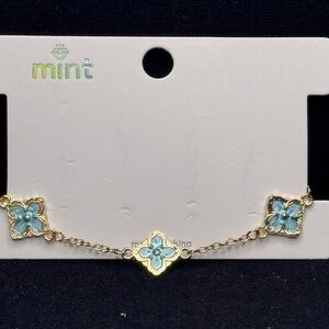 Mint Gold Tone Blue Clover 7-9inch Bracelet